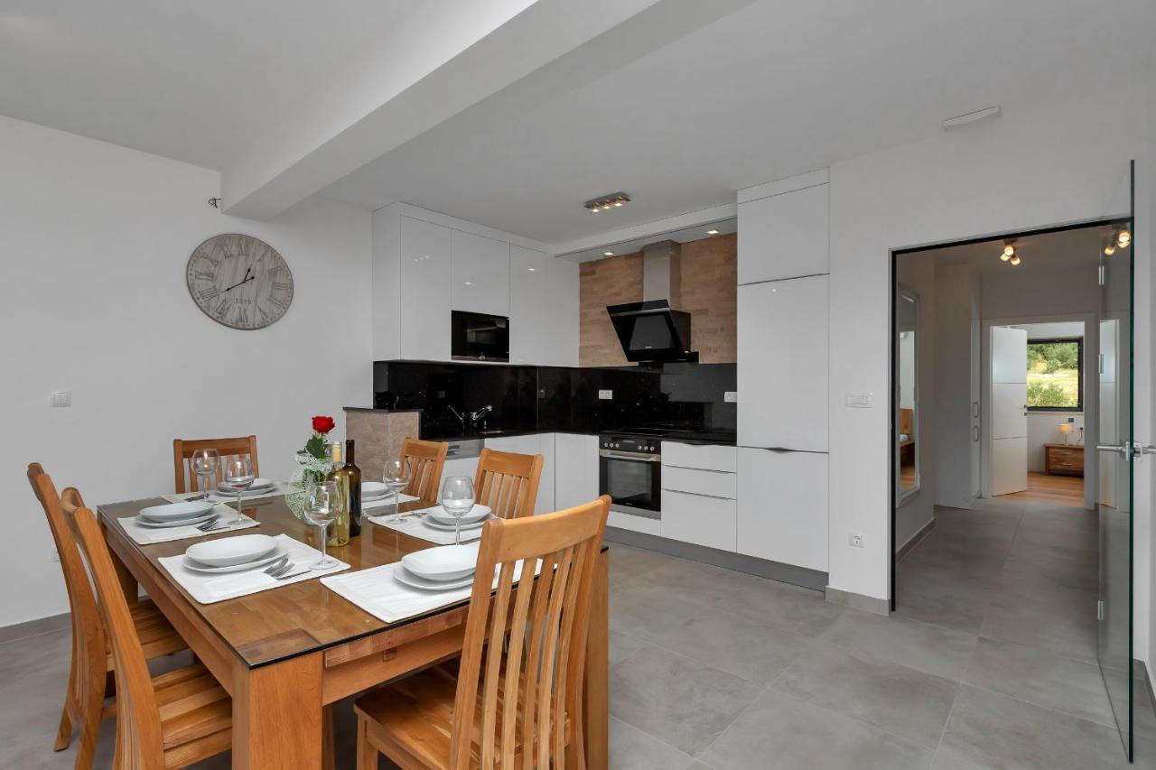 Luxury Apartment Macola Free Beach Parking Макарска Экстерьер фото